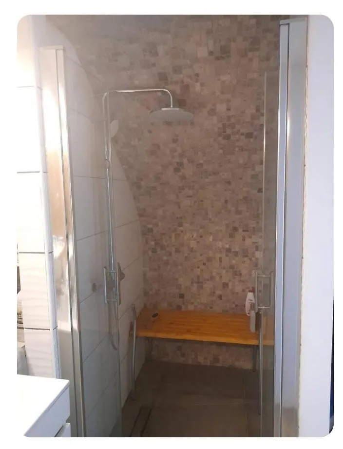Tetyana Apartment Avignon Homestay